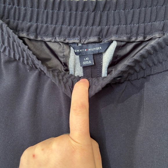 🎉4/30$🎉 Tommy Hilfiger Navy Track Pants - Size L - Picture 2 of 5